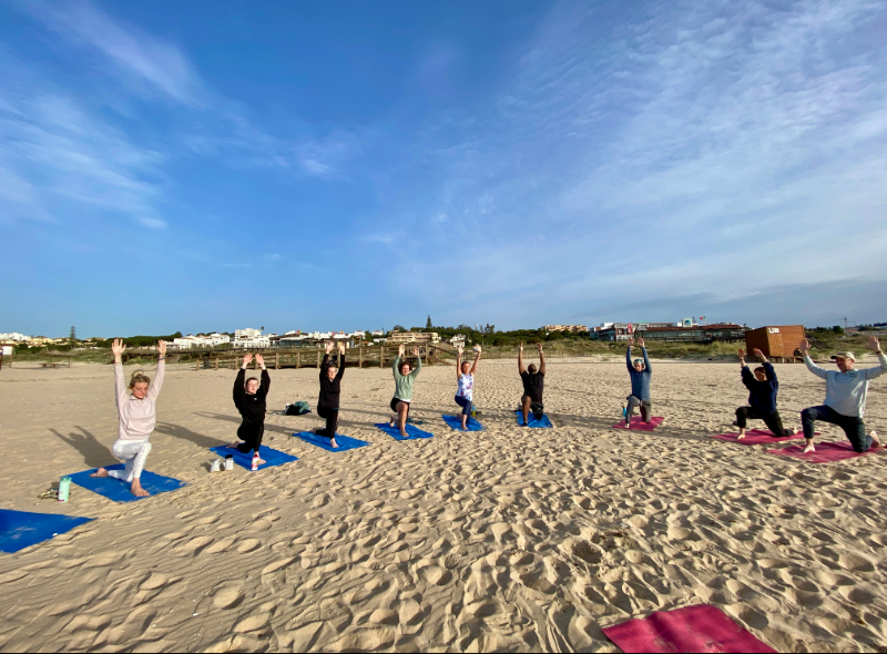 Monring Beach Yoga, Costa da Caparica